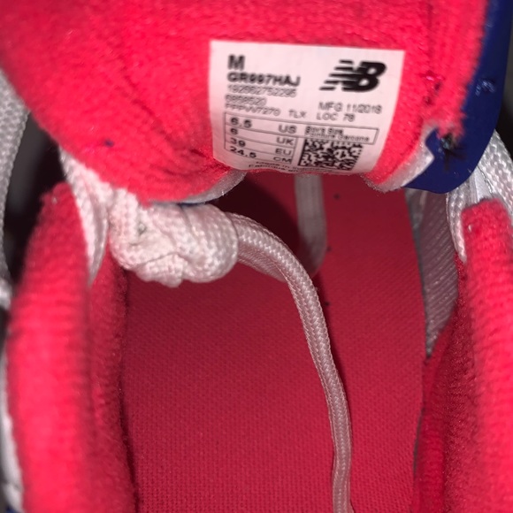 🚨Brand new 🚨NEW BALANCE 997h Sneaker SZ:6.5 - Picture 4 of 8